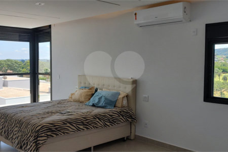 Casa à venda com 4 suítes no condomínio Campos de Santo Antonio II, Itu - SP