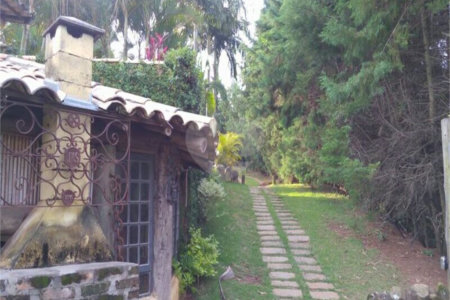 Chácara à venda ou para alugar com 2 quartos em Bosque, Vinhedo, SP