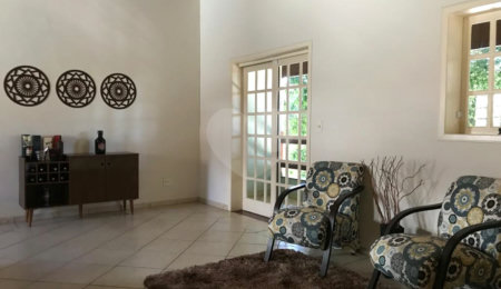 Sobrado à venda com 3 quartos, sendo 1 suíte, em Jardim América, Bragança Paulista, SP
