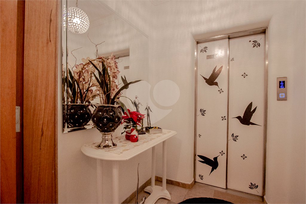 Apartamento à venda com 4 quartos, sendo 1 suíte, em Granja Julieta, São Paulo, SP