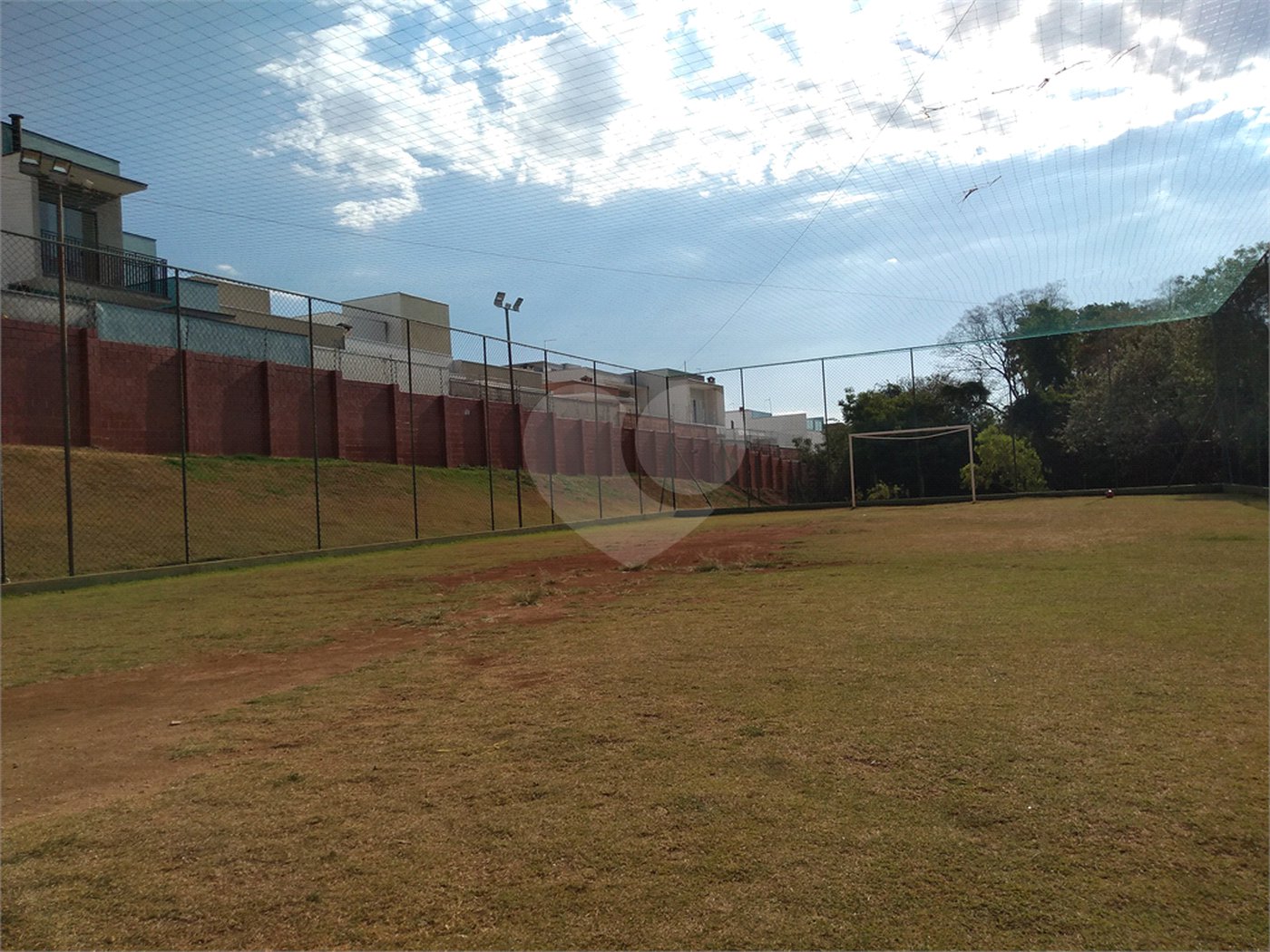 Casa à venda com 3 quartos, sendo 1 suíte, no condomínio Golden Park Residence II, Sorocaba - SP