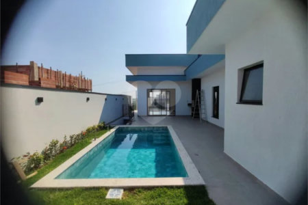 Casa à venda com 3 suítes no condomínio Terras do Vale, Caçapava - SP