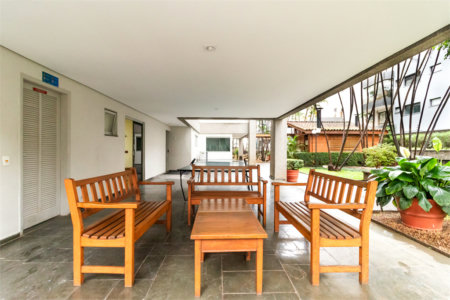 Apartamento à venda com 3 quartos, sendo 1 suíte,  em Indianópolis, São Paulo, SP