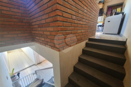 Casa à venda com 4 quartos, sendo 1 suíte, em Jardim São Carlos, Sorocaba, SP