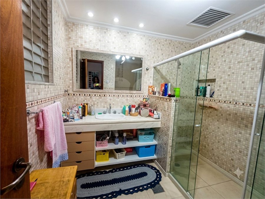 Casa à venda com 4 quartos, sendo 1 suíte,  em Tijuca, Rio de Janeiro, RJ