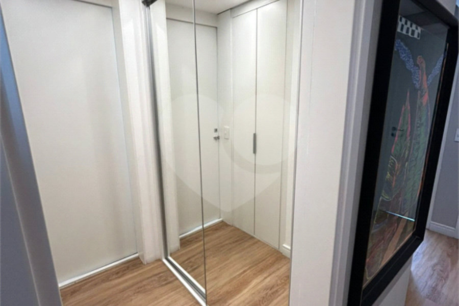 Apartamento à venda com 3 suítes em Barra Funda, São Paulo, SP