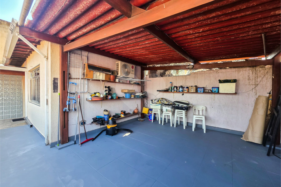 Casa à venda com 4 quartos, sendo 1 suíte, em Sapopemba, São Paulo, SP