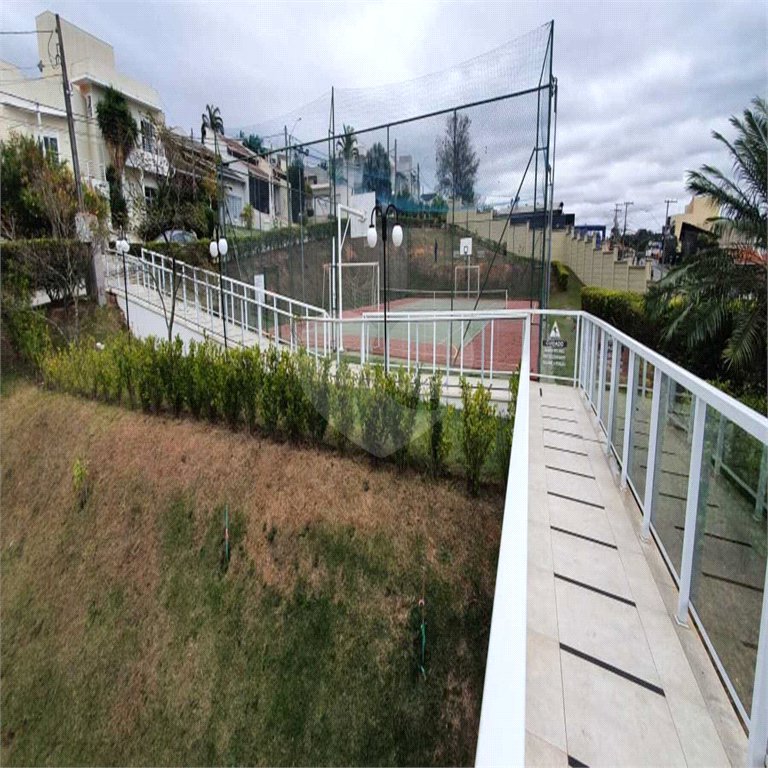 Casa à venda com 3 suítes no condomínio Portal dos Ipês, Indaiatuba - SP