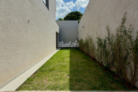Casa à venda com 3 suítes no condomínio Celina Residencial, Atibaia - SP