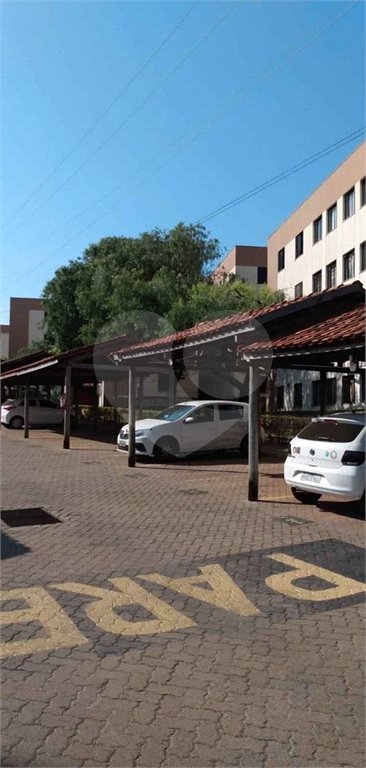 Apartamento no Condomínio Residencial Bela Vista I .