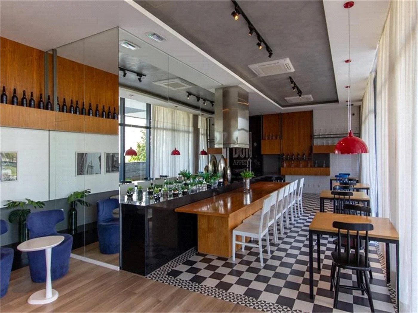 Apartamento à venda ou para alugar com 2 quartos, sendo 1 suíte,  em Água Branca, São Paulo, SP