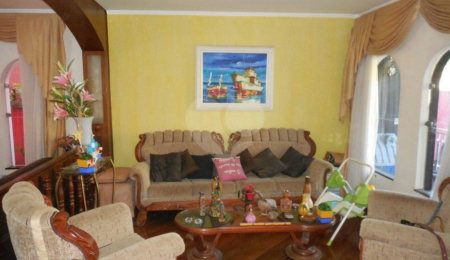 Sobrado à venda com 4 quartos, sendo 3 suítes,  em Vila Gustavo, São Paulo, SP