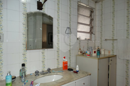Apartamento à venda com 3 quartos, sendo 1 suíte, em Pinheiros, São Paulo, SP