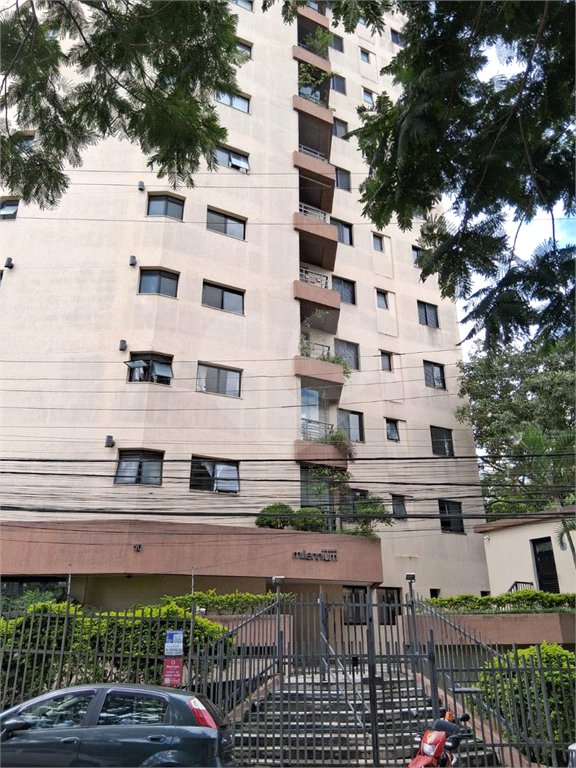 Apartamento à venda com 4 quartos, sendo 1 suíte,  em Vila Andrade, São Paulo, SP
