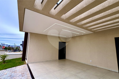 Casa à venda com 3 quartos, sendo 1 suíte, no condomínio Residencial Villagio Wanel, Sorocaba - SP