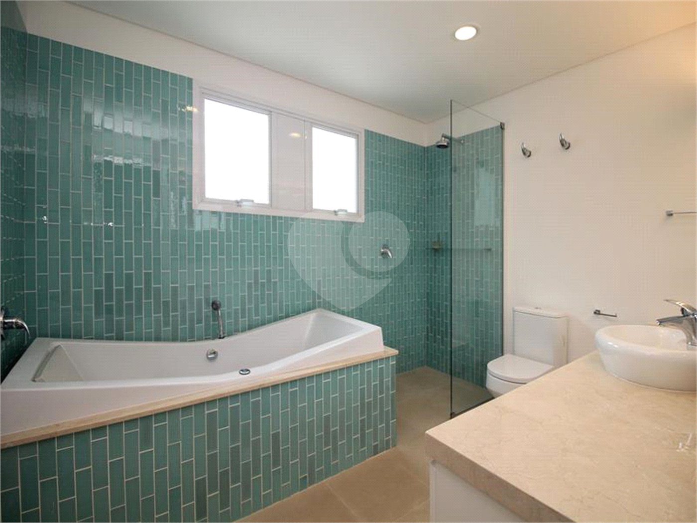 Casa à venda com 3 suítes no condomínio Brooklin Hills, São Paulo - SP