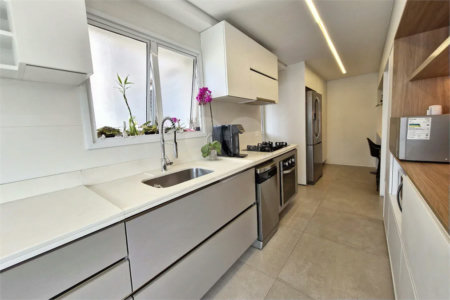 Apartamento à venda com 4 suítes em Vila Andrade, São Paulo, SP