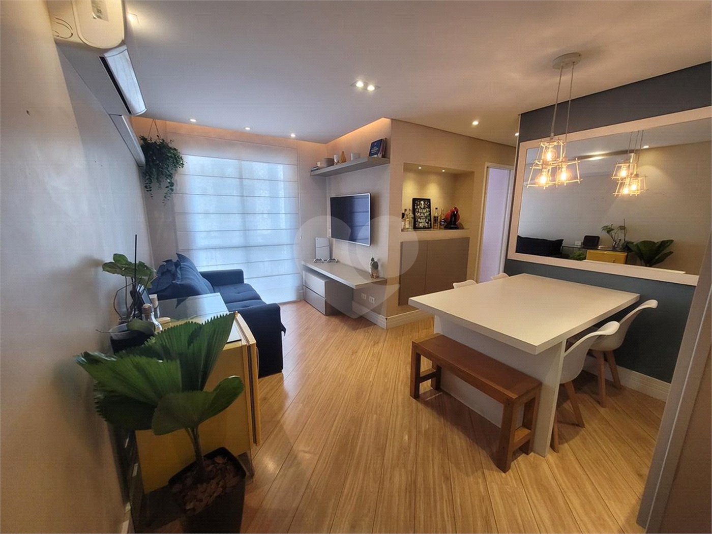 Apartamento à venda com 3 quartos, sendo 1 suíte,  em Vila Guilherme, São Paulo, SP