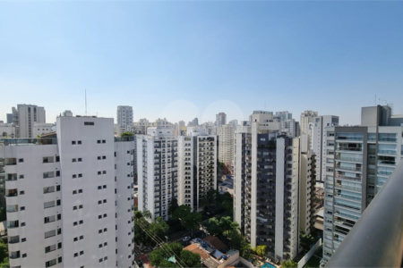 Apartamento à venda com 1 suíte em Indianópolis, São Paulo, SP