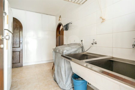 Casa Térrea à venda com 3 quartos, sendo 1 suíte, em Vila Inah, São Paulo, SP