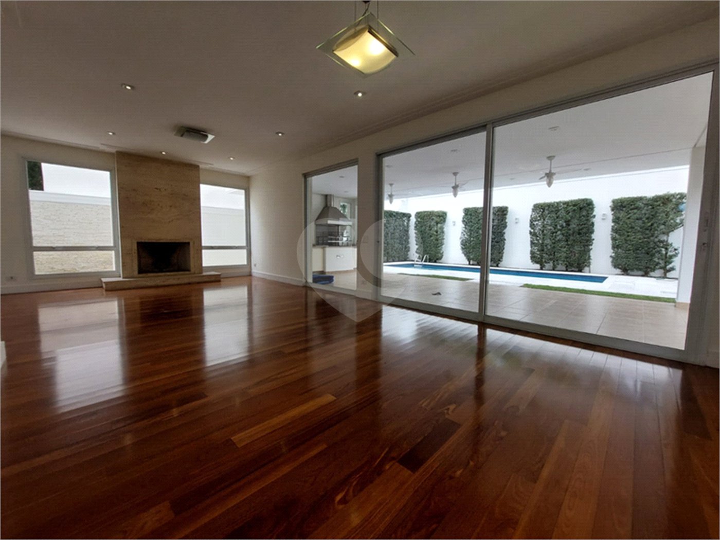 Casa à venda com 4 suítes no condomínio Residencial Morumbi, São Paulo - SP