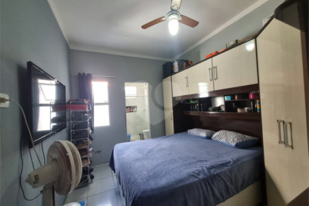 Casa à venda com 2 quartos, sendo 1 suíte,  em Aparecidinha, Sorocaba, SP