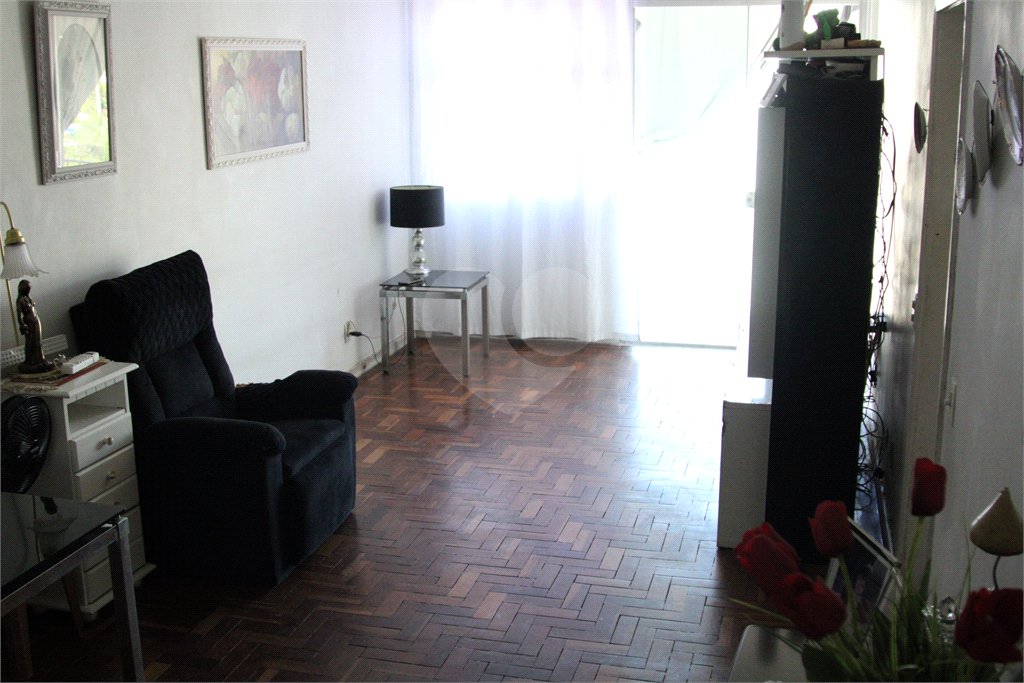 Apartamento à venda com 3 quartos, sendo 1 suíte, em Rio Comprido, Rio de Janeiro, RJ