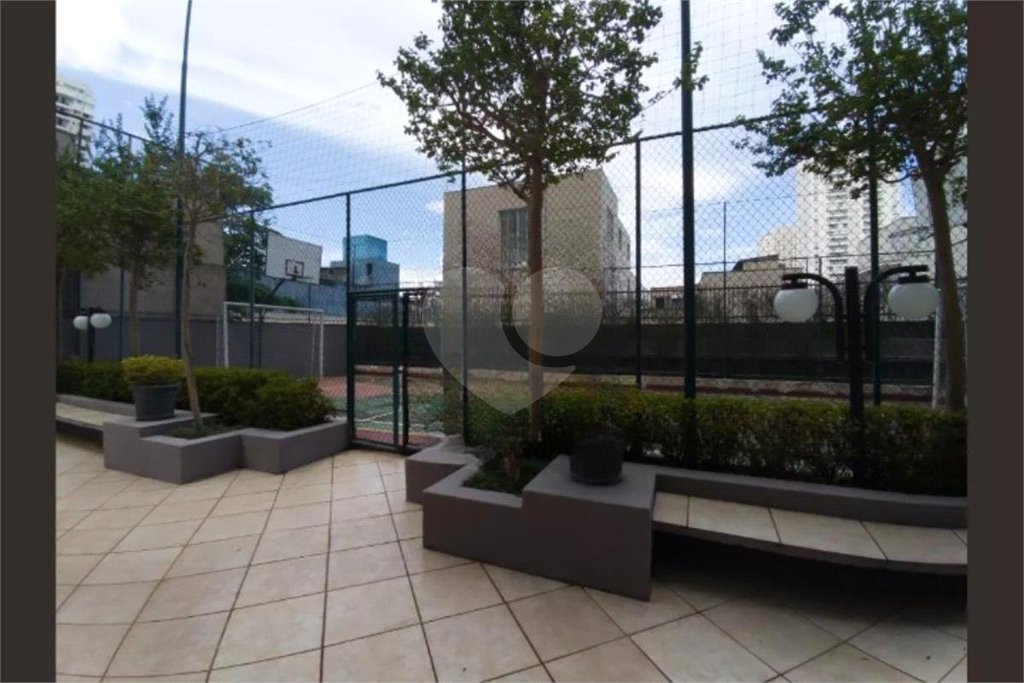 Apartamento à venda com 3 quartos, sendo 1 suíte, em Vila Hamburguesa, São Paulo, SP