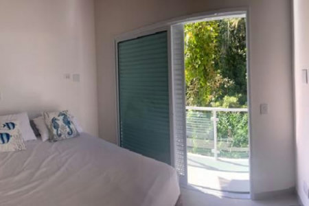 Sobrado com 3 dormitórios à venda, 269 m² por R$ 1.280.000,00 - Sertão do Camburi - São Sebastião/SP