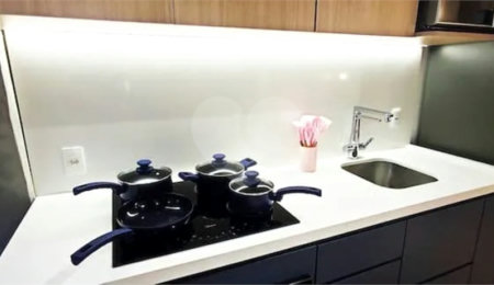 Apartamento à venda com 1 quarto em Santo Amaro, São Paulo, SP