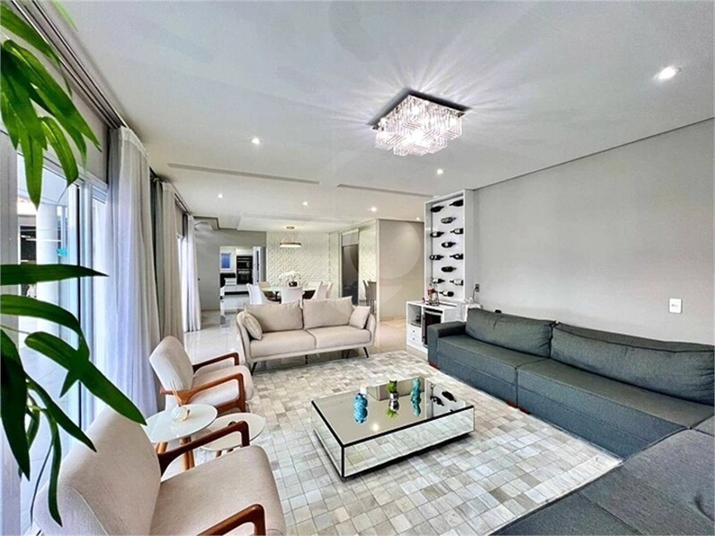 Casa à venda com 5 suítes no condomínio Ibiti Royal Park, Sorocaba - SP