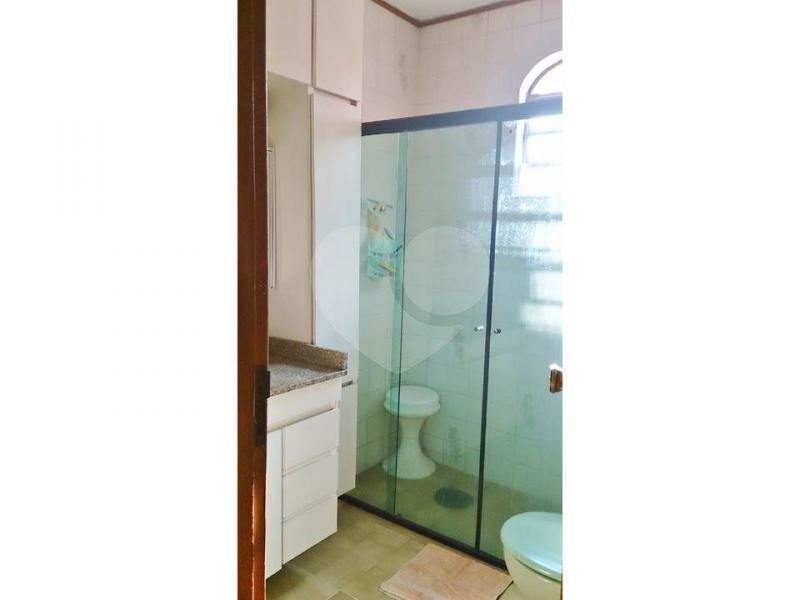 Sobrado à venda com 3 quartos, sendo 1 suíte, em Parada Inglesa, São Paulo, SP