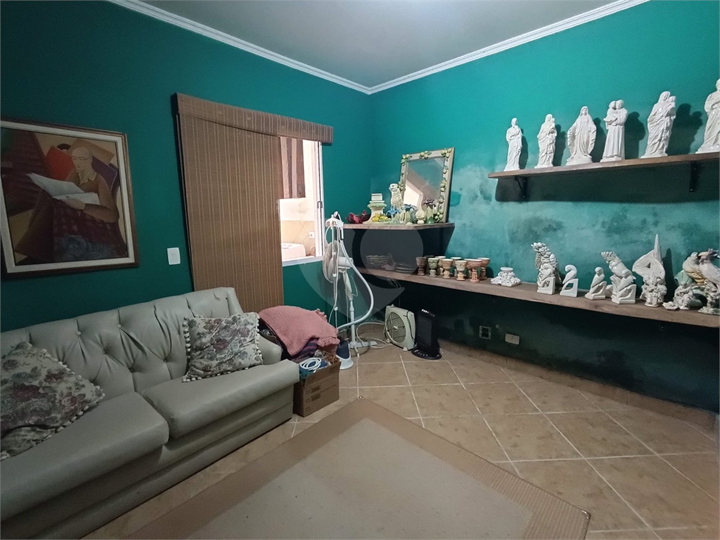 Casa à venda com 4 quartos, sendo 3 suítes, no condomínio Patrimônio do Carmo, São Roque - SP