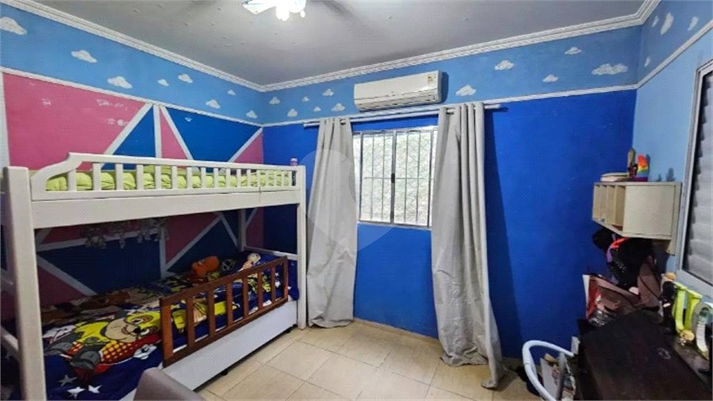 Casa à venda com 3 quartos, sendo 2 suítes, no condomínio Vinhas da Vista Alegre - Lado Café, Vinhedo - SP