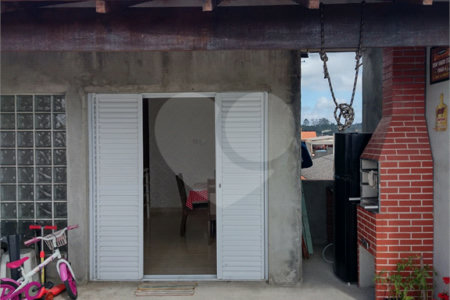 Sobrado à venda com 3 quartos em Parque Residencial Casa Branca, Suzano, SP