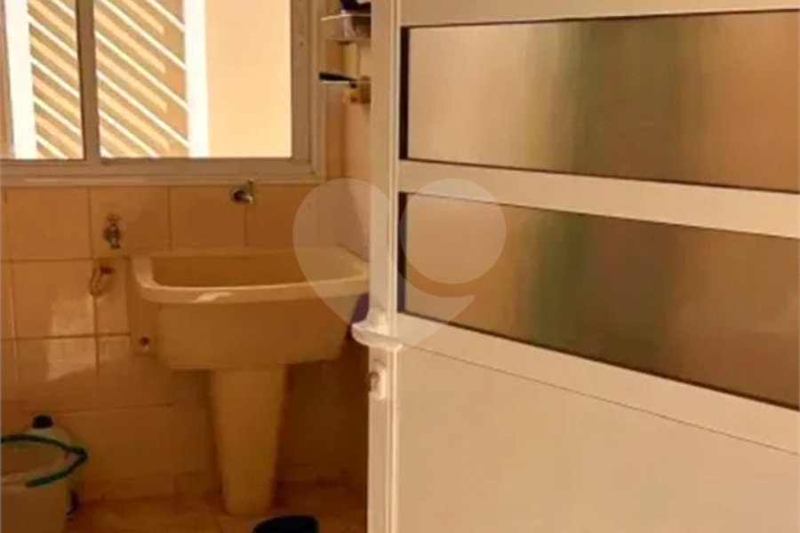 Sobrado à venda com 3 quartos, sendo 1 suíte, em City Recanto Anastácio, São Paulo, SP