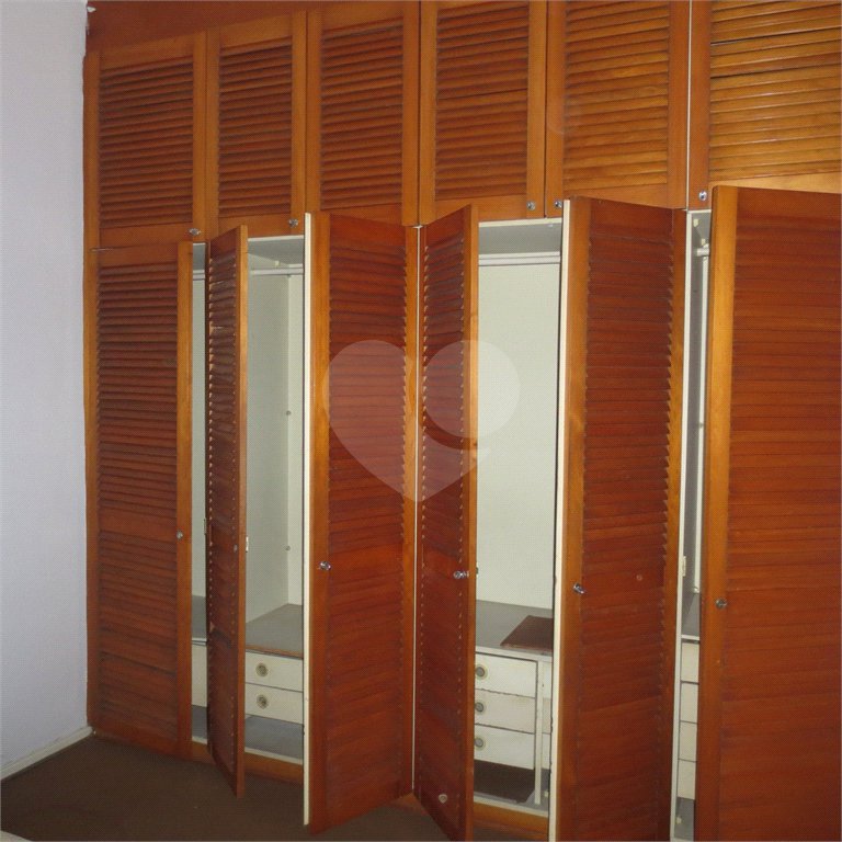 Sobrado de Vila na Chácara Inglesa/Saúde - 2 quartos/ 2 Vagas