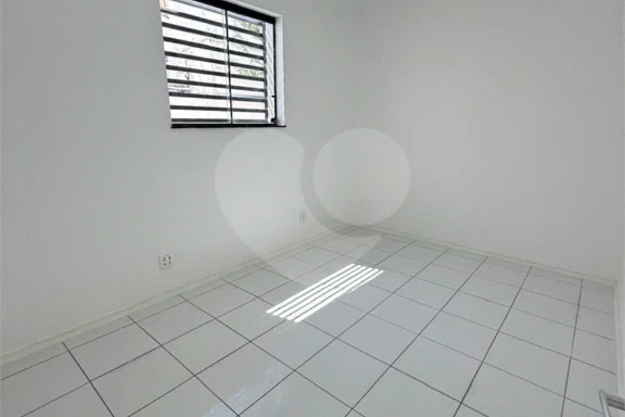 Prédio Comercial de Alto Padrão em Localização Nobre