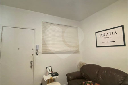 Apartamento a venda Paraíso 1 dormitório 1 banheiro 40 metros quadrados