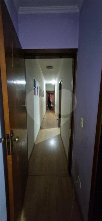 excelente sobrado com 3 suites amplas, sendo a master com banheira de hidromassagem, closet ,com por