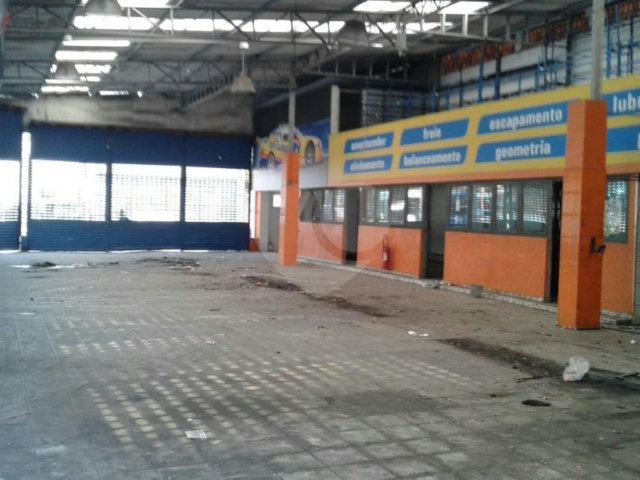 Prédio à venda em Pari, São Paulo, SP
