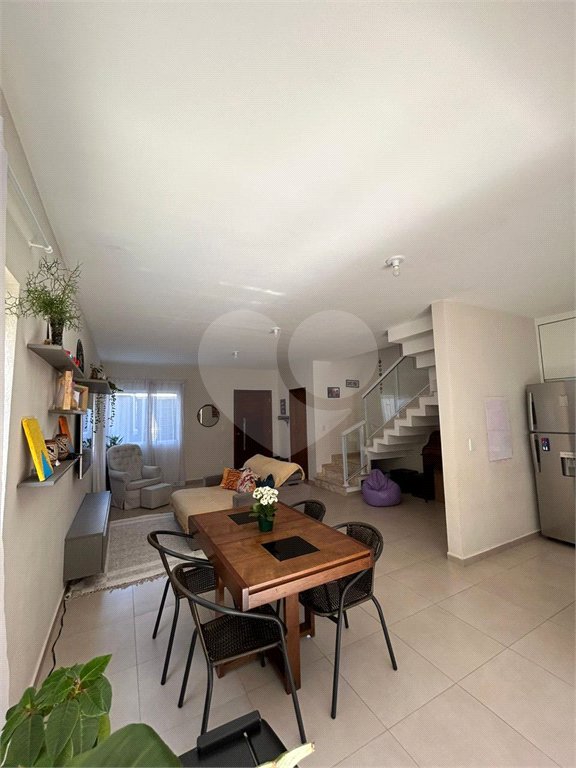 Sobrado à venda com 3 quartos, sendo 1 suíte,  em Villa Di Cesar, Mogi das Cruzes, SP