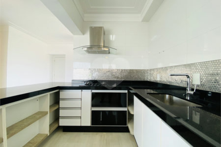 Apartamento à venda com 2 quartos, sendo 1 suíte,  no Centro, São Bernardo do Campo, SP