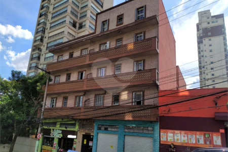 Prédio à venda em Santa Teresinha, São Paulo, SP