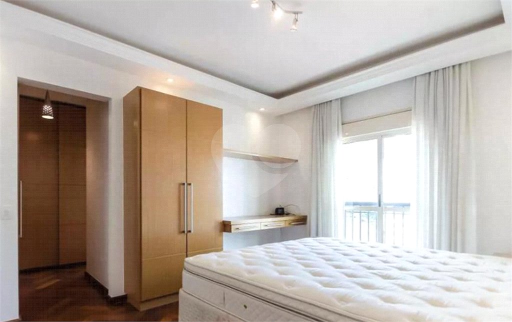 Apartamento à venda com 4 quartos, sendo 3 suítes, em Santana, São Paulo, SP