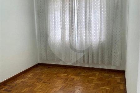 Casa à venda com 3 quartos em Vila Augusta, Guarulhos, SP