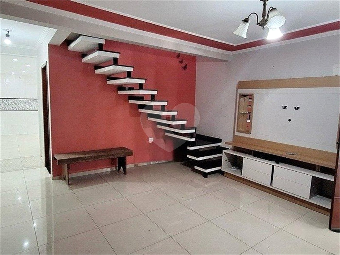 Casa à venda com 3 quartos, sendo 1 suíte, em Jardim dos Pássaros, Sorocaba, SP