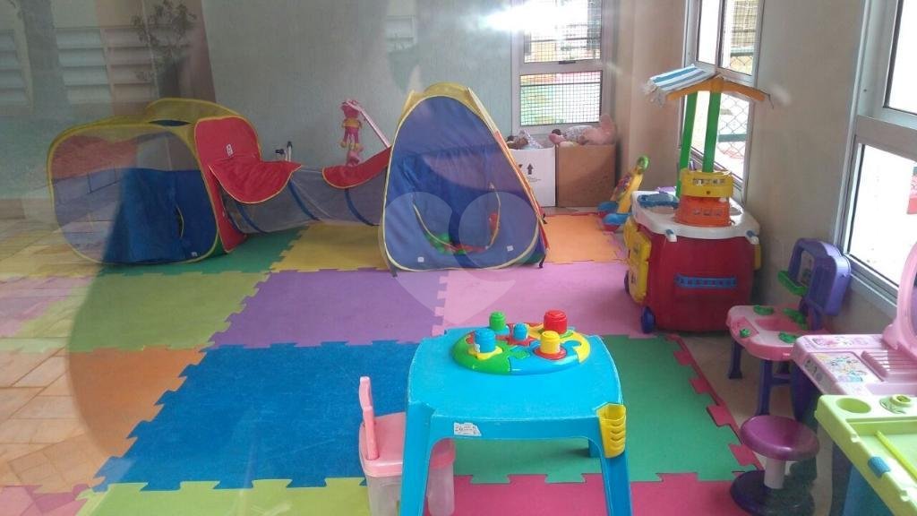 Apartamento à venda com 3 quartos, sendo 1 suíte,  em Vila Vermelha, São Paulo, SP