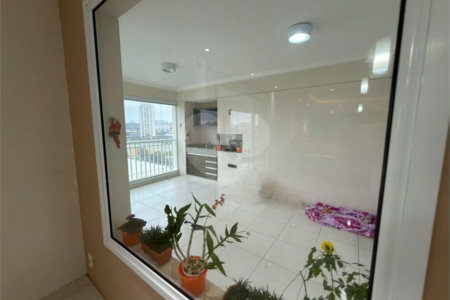 Apartamento à venda com 3 suítes em Jardim Marajoara, São Paulo, SP
