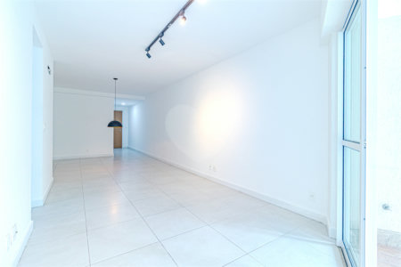 Apartamento à venda com 3 quartos, sendo 2 suítes, em Lagoa, Rio de Janeiro, RJ